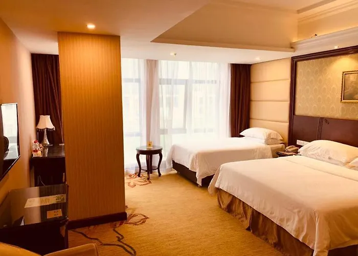 Vienna Hotel Shanghai Happy Valley